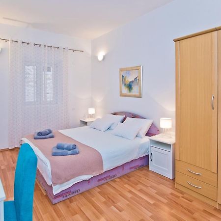 Апартаменти Apartman Toma Хвар Екстер'єр фото