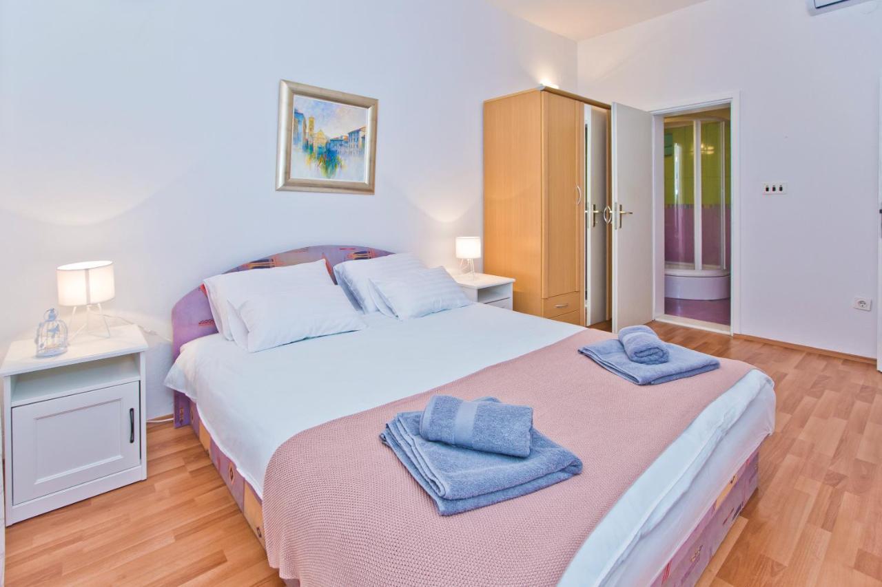 Апартаменти Apartman Toma Хвар Екстер'єр фото